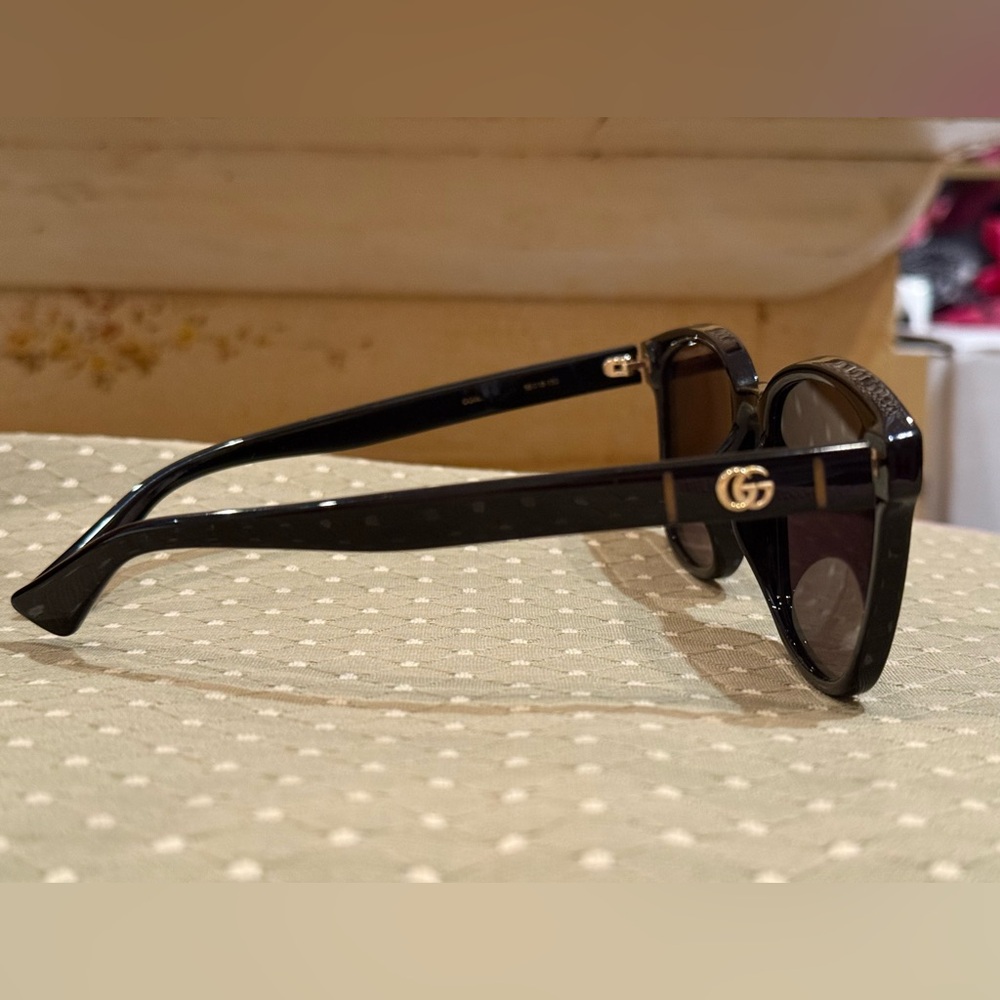 Gucci Square GG Gucci Men/Women’s Sunglasses Black GG0637SK - Picture 8 of 16